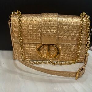 Like new minor scratches